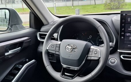 Toyota Highlander, 2026 год, 5 670 000 рублей, 31 фотография