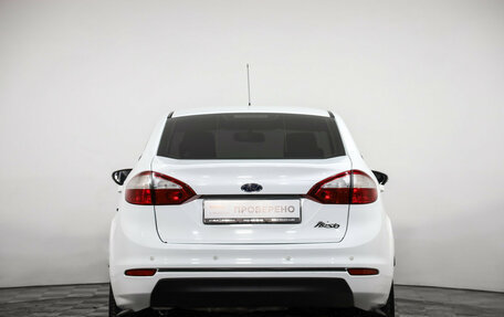 Ford Fiesta, 2015 год, 749 000 рублей, 7 фотография