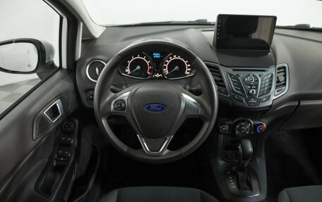 Ford Fiesta, 2015 год, 749 000 рублей, 11 фотография