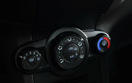 Ford Fiesta, 2015 год, 749 000 рублей, 15 фотография