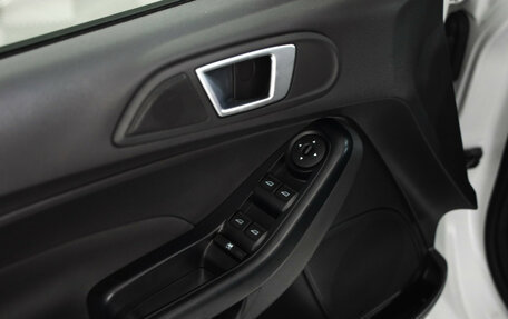 Ford Fiesta, 2015 год, 749 000 рублей, 21 фотография