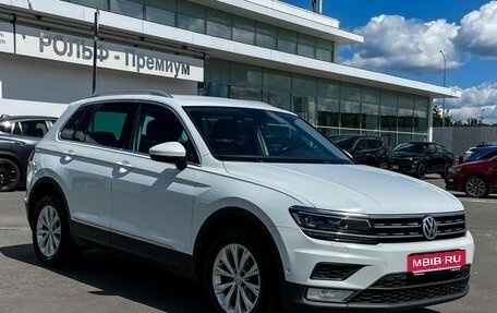 Volkswagen Tiguan II, 2017 год, 2 197 000 рублей, 3 фотография