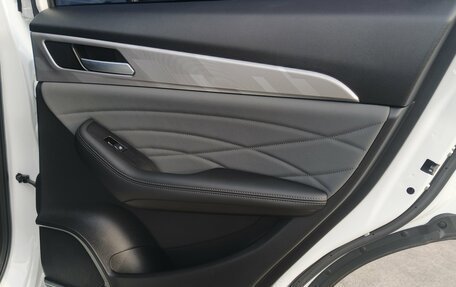 Haval F7x I, 2022 год, 1 990 000 рублей, 27 фотография