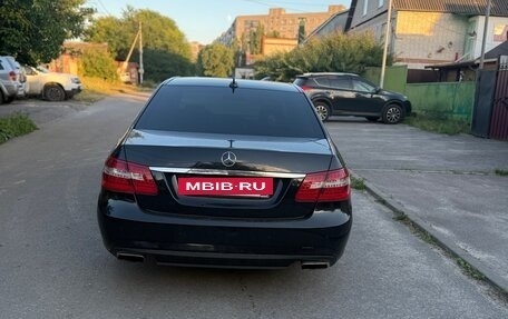 Mercedes-Benz E-Класс, 2011 год, 1 320 000 рублей, 6 фотография
