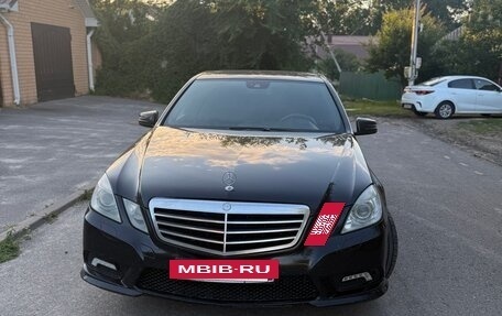 Mercedes-Benz E-Класс, 2011 год, 1 320 000 рублей, 2 фотография