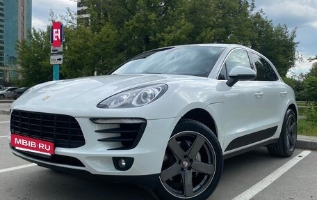 Porsche Macan I рестайлинг, 2015 год, 2 900 000 рублей, 4 фотография