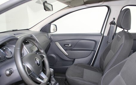 Renault Logan II, 2022 год, 1 459 900 рублей, 9 фотография