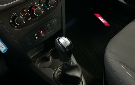 Renault Sandero II рестайлинг, 2019 год, 1 150 000 рублей, 17 фотография