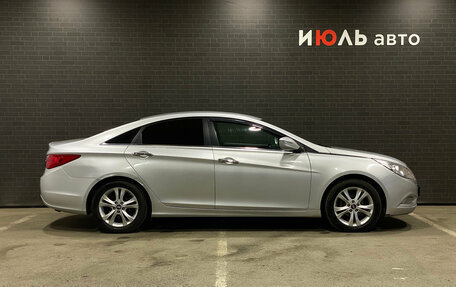 Hyundai Sonata VI, 2011 год, 1 120 000 рублей, 4 фотография
