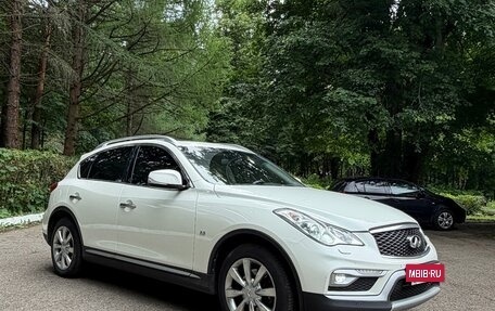 Infiniti QX50 I рестайлинг, 2016 год, 1 700 000 рублей, 4 фотография