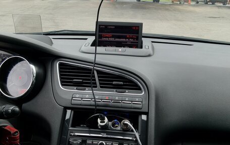 Peugeot 5008 I рестайлинг, 2011 год, 850 000 рублей, 8 фотография