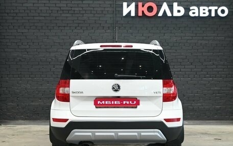 Skoda Yeti I рестайлинг, 2014 год, 1 580 000 рублей, 5 фотография