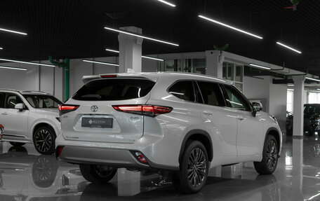 Toyota Highlander, 2025 год, 5 400 000 рублей, 5 фотография