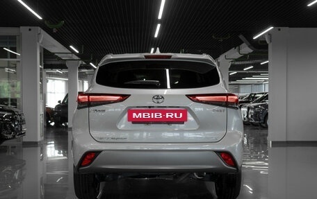 Toyota Highlander, 2025 год, 5 400 000 рублей, 6 фотография
