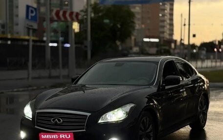 Infiniti Q70 I, 2014 год, 1 980 000 рублей, 1 фотография