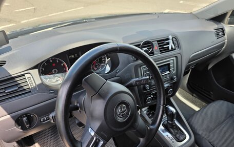 Volkswagen Jetta VI, 2013 год, 1 300 000 рублей, 8 фотография