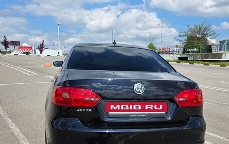 Volkswagen Jetta VI, 2013 год, 1 300 000 рублей, 16 фотография