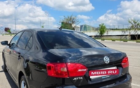 Volkswagen Jetta VI, 2013 год, 1 300 000 рублей, 17 фотография