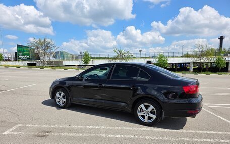 Volkswagen Jetta VI, 2013 год, 1 300 000 рублей, 26 фотография