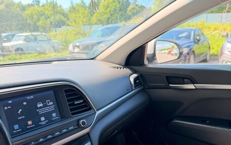 Hyundai Elantra VI рестайлинг, 2019 год, 1 100 000 рублей, 9 фотография