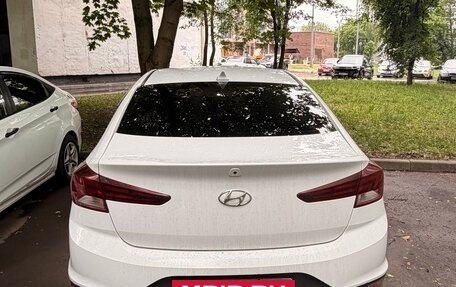 Hyundai Elantra VI рестайлинг, 2019 год, 1 100 000 рублей, 15 фотография