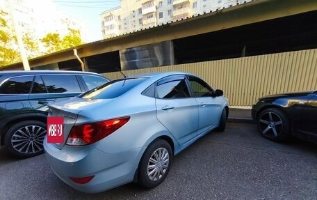 Hyundai Solaris II рестайлинг, 2012 год, 680 000 рублей, 2 фотография