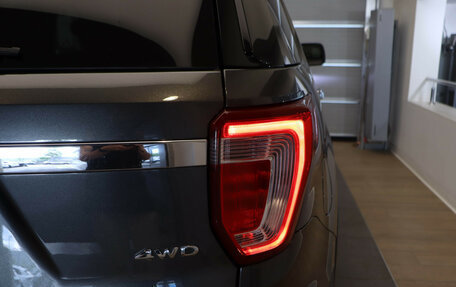 Ford Explorer VI, 2017 год, 2 475 000 рублей, 29 фотография