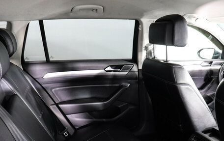 Volkswagen Passat B8 рестайлинг, 2016 год, 1 447 000 рублей, 9 фотография