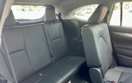 Toyota Highlander, 2026 год, 5 200 000 рублей, 19 фотография