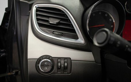 Opel Mokka I, 2013 год, 1 125 000 рублей, 34 фотография