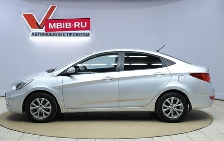 Hyundai Solaris II рестайлинг, 2011 год, 630 000 рублей, 8 фотография