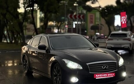 Infiniti Q70 I, 2014 год, 1 980 000 рублей, 2 фотография