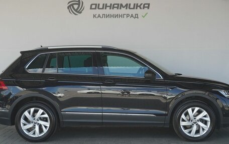 Volkswagen Tiguan II, 2021 год, 2 350 000 рублей, 6 фотография