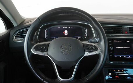 Volkswagen Tiguan II, 2021 год, 2 350 000 рублей, 11 фотография