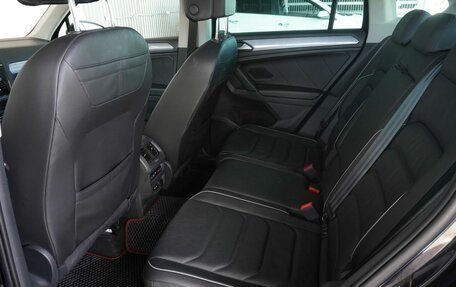 Volkswagen Tiguan II, 2021 год, 2 350 000 рублей, 15 фотография