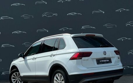 Volkswagen Tiguan II, 2017 год, 2 668 700 рублей, 4 фотография