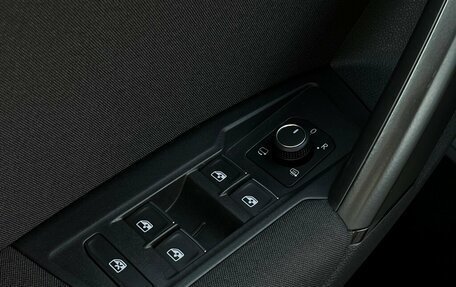 Volkswagen Tiguan II, 2017 год, 2 668 700 рублей, 21 фотография