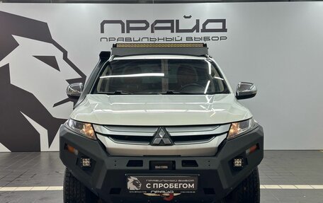 Mitsubishi L200 IV рестайлинг, 2022 год, 3 599 000 рублей, 2 фотография