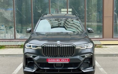 BMW X7, 2021 год, 9 100 000 рублей, 28 фотография