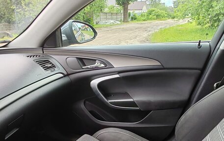 Opel Insignia II рестайлинг, 2010 год, 1 050 000 рублей, 24 фотография
