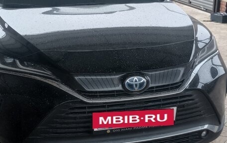 Toyota Venza, 2024 год, 5 600 000 рублей, 6 фотография