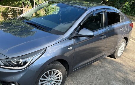 Hyundai Solaris II рестайлинг, 2019 год, 1 550 000 рублей, 3 фотография