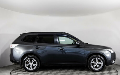 Mitsubishi Outlander III рестайлинг 3, 2013 год, 999 000 рублей, 4 фотография