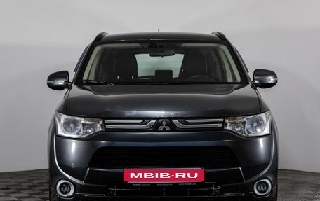 Mitsubishi Outlander III рестайлинг 3, 2013 год, 999 000 рублей, 2 фотография