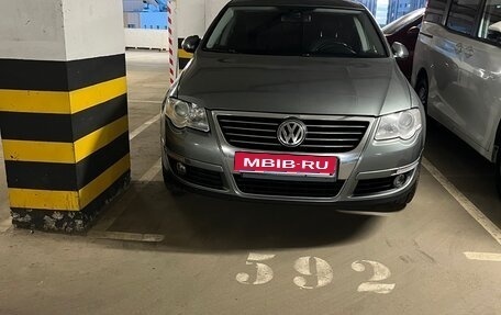 Volkswagen Passat B6, 2007 год, 790 000 рублей, 1 фотография
