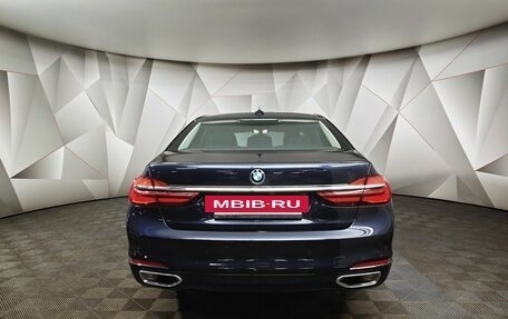 BMW 7 серия, 2018 год, 2 749 000 рублей, 3 фотография