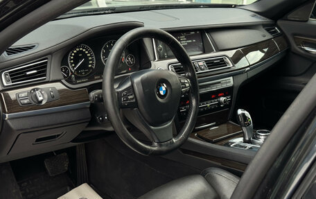 BMW 7 серия, 2014 год, 1 865 000 рублей, 14 фотография