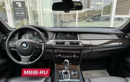 BMW 7 серия, 2014 год, 1 865 000 рублей, 15 фотография