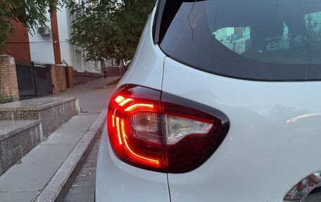 Renault Kaptur I рестайлинг, 2017 год, 1 249 000 рублей, 25 фотография