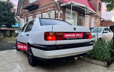 Volkswagen Vento, 1993 год, 149 000 рублей, 3 фотография